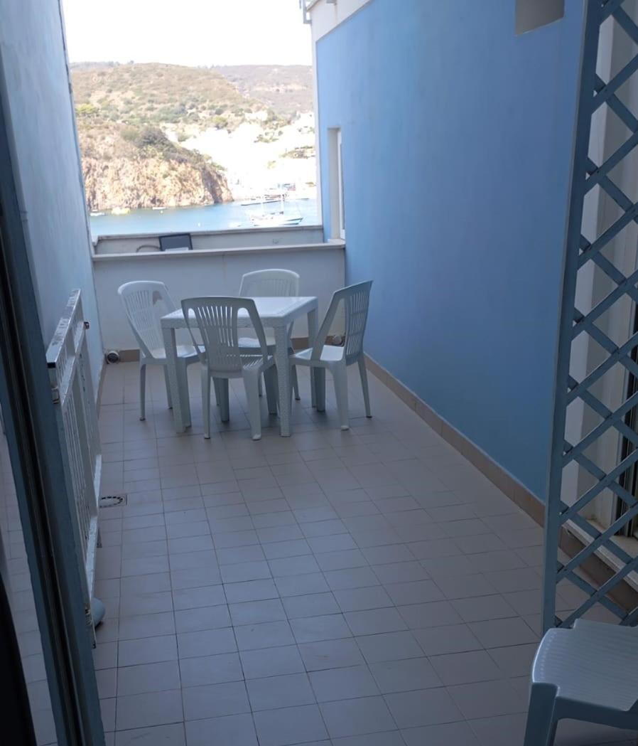 פונזה Hotel La Baia מראה חיצוני תמונה